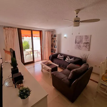 Apartment In Playa De Americas Mit Terrasse *