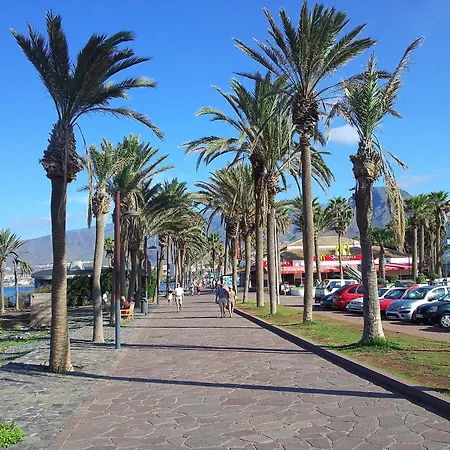 In Playa De Americas Mit Terrasse